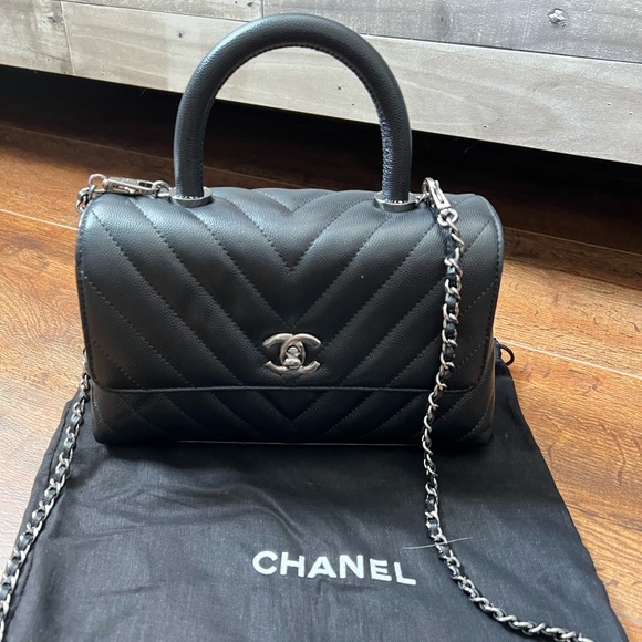 Chanel small/ mini coco chevron handle bag - Picture 5 of 10
